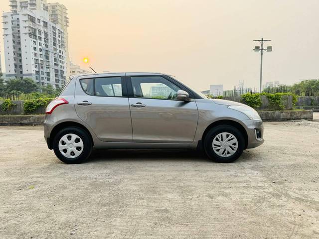 https://images10.gaadi.com/usedcar_image/4231127/original/processed_c21b259f2da59b3de25278d54646a952.jpg?imwidth=6401