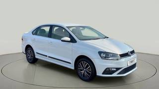 Volkswagen Vento Volkswagen Vento 1.0 TSI Highline AT