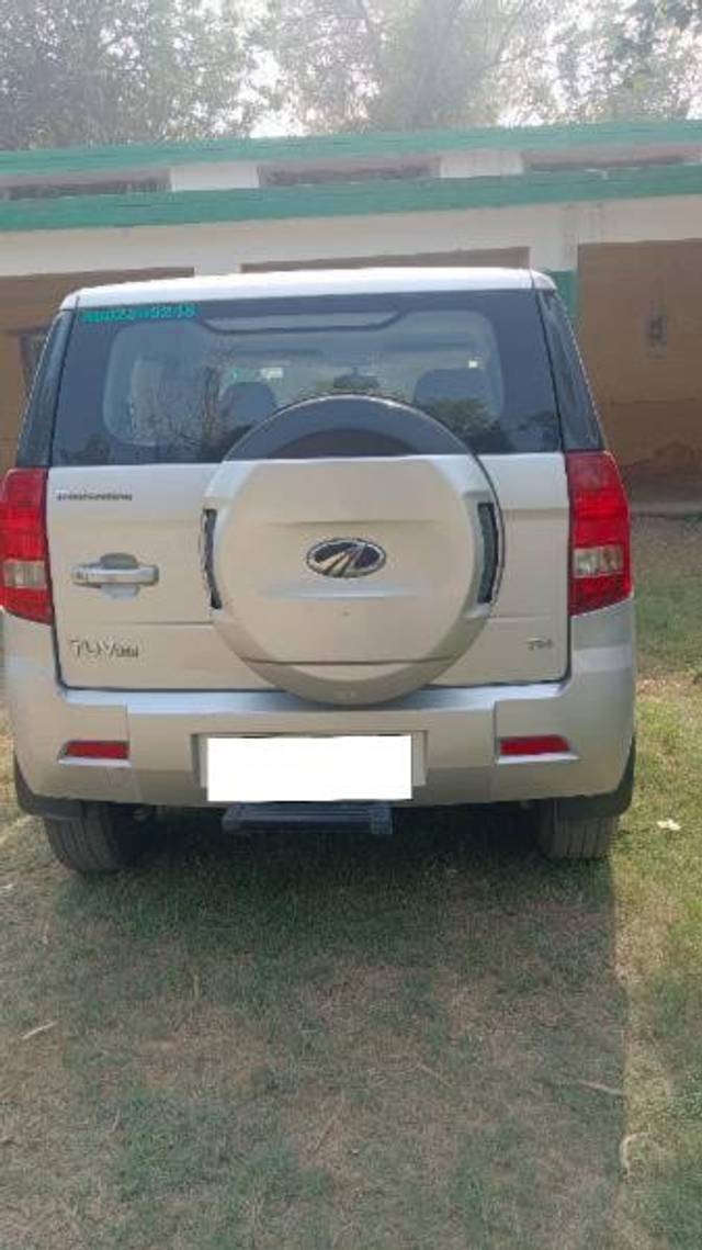 https://images10.gaadi.com/usedcar_image/4231162/original/processed_ef3de3c8-03a5-4163-aa78-f7d57b442066.jpg?imwidth=6402