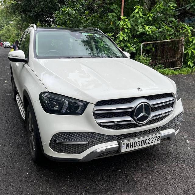 https://images10.gaadi.com/usedcar_image/4231176/original/processed_af2768c64e0bcbc96edf486322799d4b.jpg?imwidth=6400