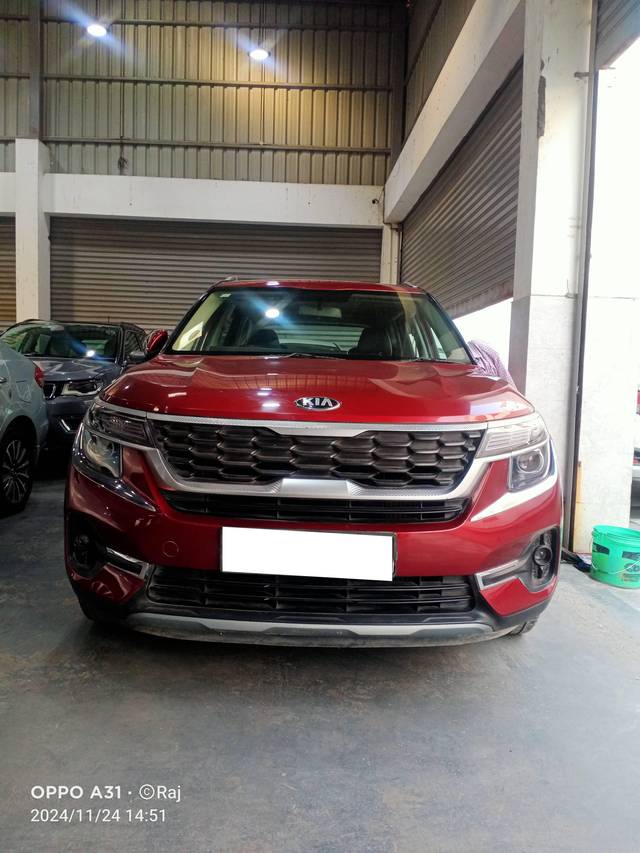 https://images10.gaadi.com/usedcar_image/4231196/original/processed_13ce7f99a0dffbbfa609695af09417b2.jpg?imwidth=6400