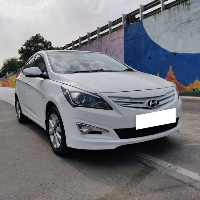 https://images10.gaadi.com/usedcar_image/4231200/original/processed_61e8d12682191e2fcecaaf4dceac34dc.jpg?imwidth=6400