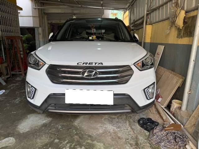 https://images10.gaadi.com/usedcar_image/4231227/original/processed_bb8f7a7e-e2df-424e-9b5b-0d1bef100c51.jpg?imwidth=6401