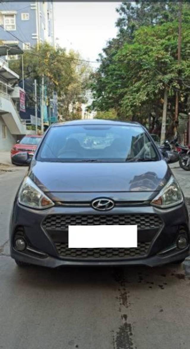 https://images10.gaadi.com/usedcar_image/4231299/original/processed_42405afb-7800-4840-94a1-c21c2ed47bbd.jpg?imwidth=6400