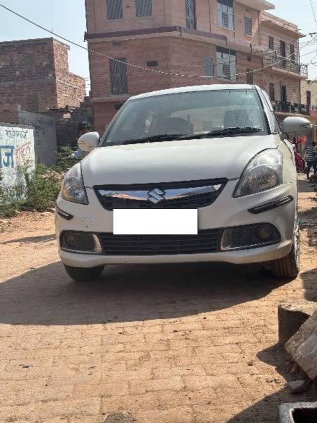 https://images10.gaadi.com/usedcar_image/4231326/original/processed_31291b8e-a90b-4fc0-9595-86fecd890fba.jpg?imwidth=6400