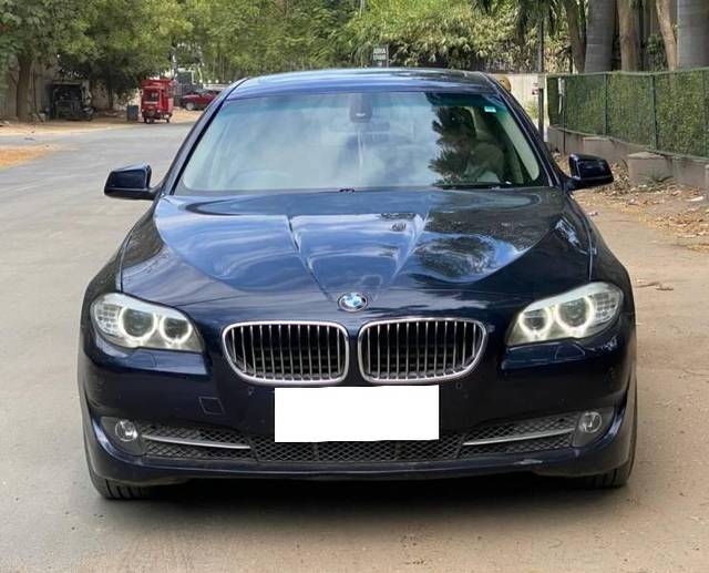 https://images10.gaadi.com/usedcar_image/4231342/original/processed_57fc917d-bd36-435e-9b7c-b1f3915a3f09.jpg?imwidth=6400