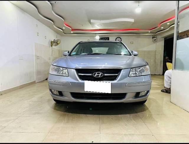 https://images10.gaadi.com/usedcar_image/4231350/original/processed_bed1593e424a26c771cbb2b5e4372976.jpg?imwidth=6402