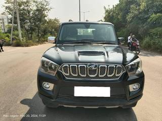 Mahindra Scorpio 2014-2022 Mahindra Scorpio S11 BSIV