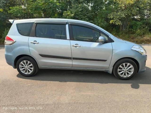 https://images10.gaadi.com/usedcar_image/4231545/original/processed_05338768bc473e4124ee0a7057a9cce4.jpg?imwidth=6401