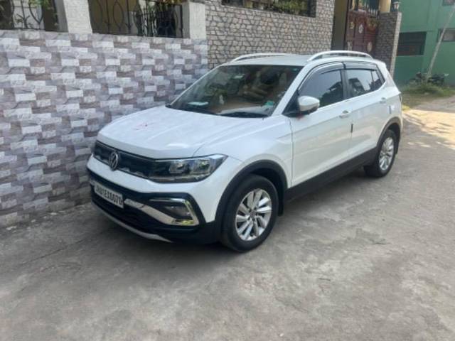 https://images10.gaadi.com/usedcar_image/4231592/original/processed_3f66ca38-141a-4a37-9b43-d587d4daee9d.jpg?imwidth=6402