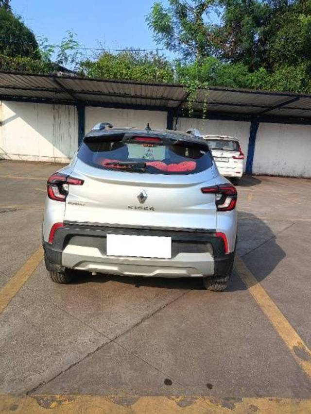 https://images10.gaadi.com/usedcar_image/4231762/original/processed_2982c65d-d5ea-43e5-8752-e365244e694e.jpg?imwidth=6402