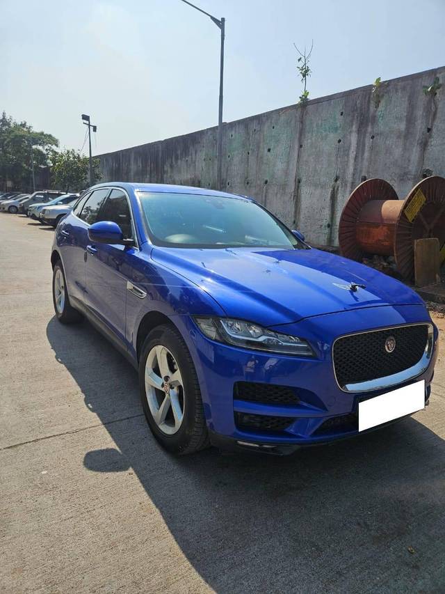 https://images10.gaadi.com/usedcar_image/4231807/original/processed_3ab9163e99590ec03c488dfac4eadc29.jpg?imwidth=6400