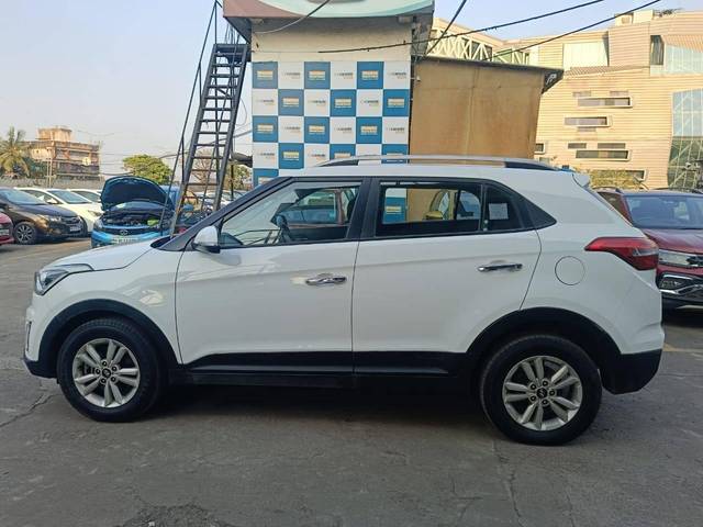 https://images10.gaadi.com/usedcar_image/4231821/original/processed_0d5aefd0aa9c1d3fd107b09d83f24749.jpg?imwidth=6402