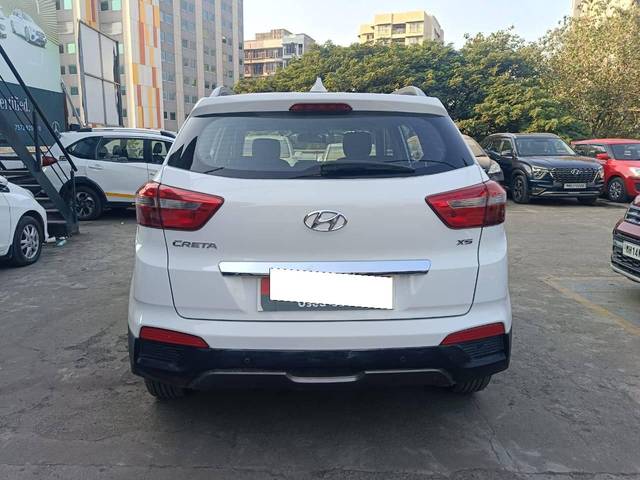 https://images10.gaadi.com/usedcar_image/4231821/original/processed_2bd4bda3993470c365aaf0c866fb9efa.jpg?imwidth=6401