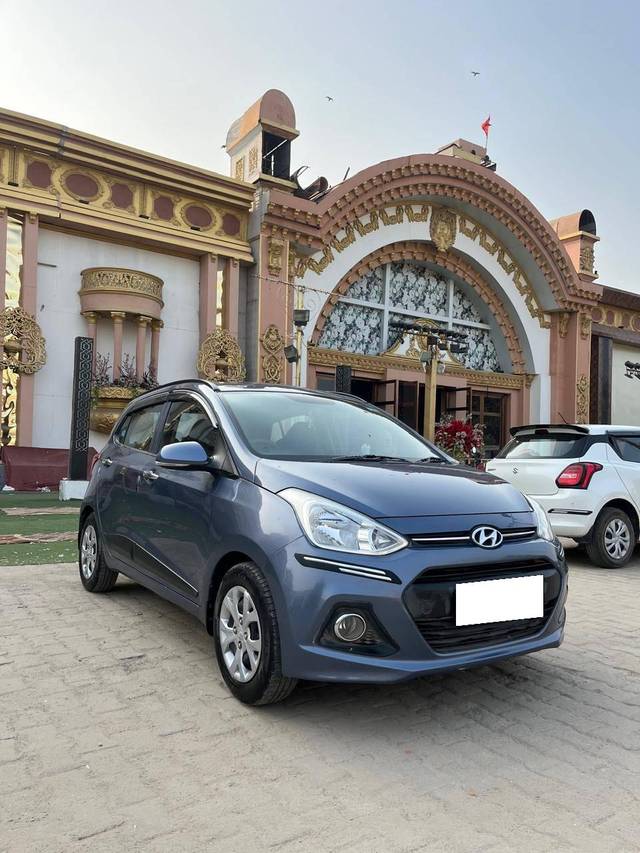 https://images10.gaadi.com/usedcar_image/4231951/original/processed_44b2af3752d46bb106390e3e7d42d0e4.jpg?imwidth=6400