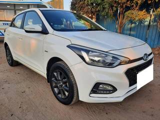 Hyundai Elite i20 2017-2020 Hyundai i20 Sportz Plus CVT BSIV