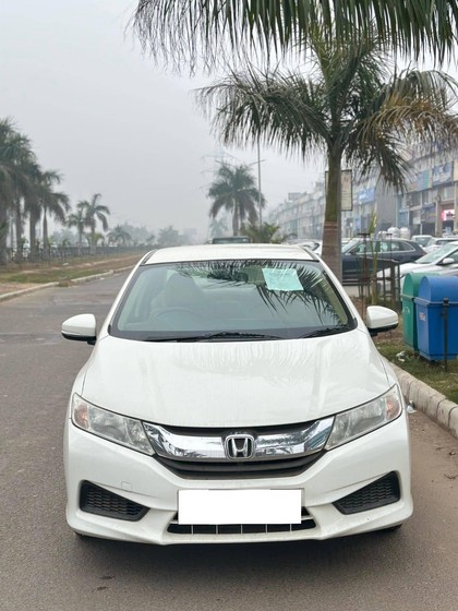 Second-hand 2015 Honda City i DTec SV for sale in Chandigarh