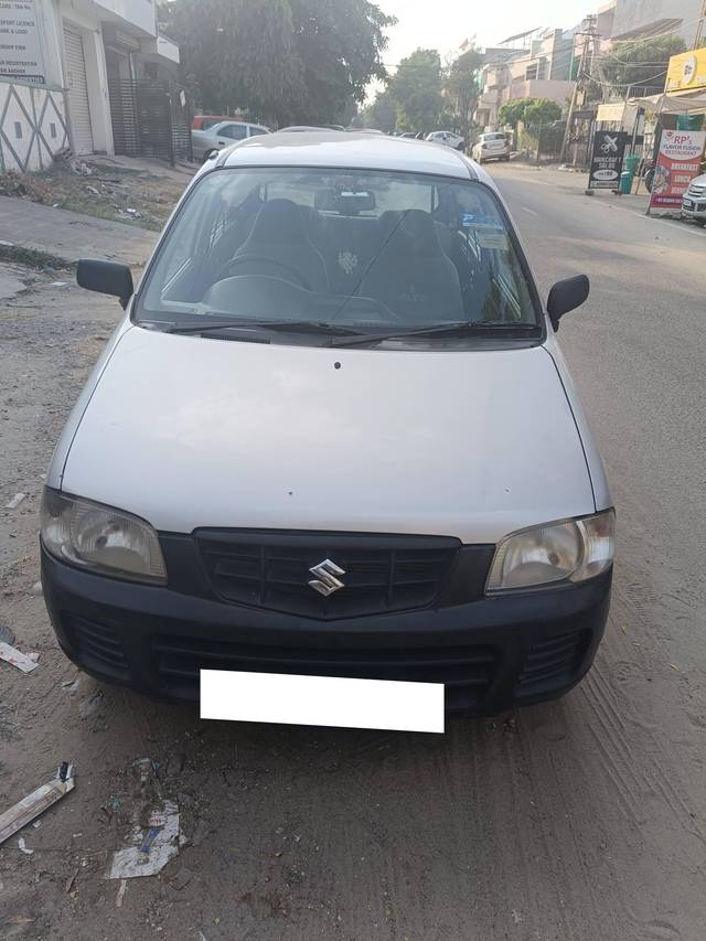 https://images10.gaadi.com/usedcar_image/4232016/original/processed_4a26c36576bed87418211f2eb15ed19d.jpg?imwidth=6402