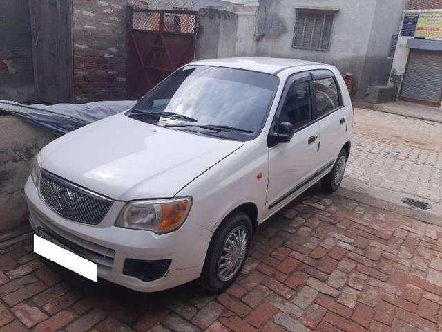 https://images10.gaadi.com/usedcar_image/4232068/original/processed_dafd09dd-e9d3-4f40-9a7a-5e417917817f.jpg?imwidth=6400