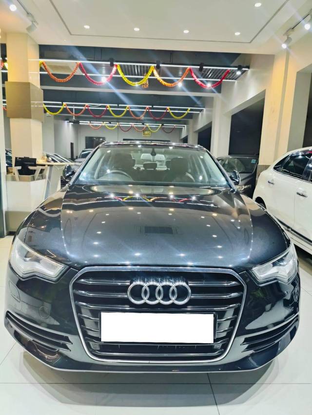 https://images10.gaadi.com/usedcar_image/4232094/original/processed_2bc5a028c8d8a7c795ec7d6d2bac0464.jpg?imwidth=6400