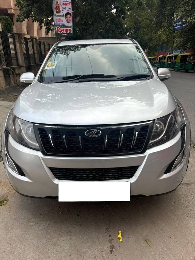 https://images10.gaadi.com/usedcar_image/4232124/original/processed_6ca582767013b3fd585d2573e5ec21ce.jpeg?imwidth=6402