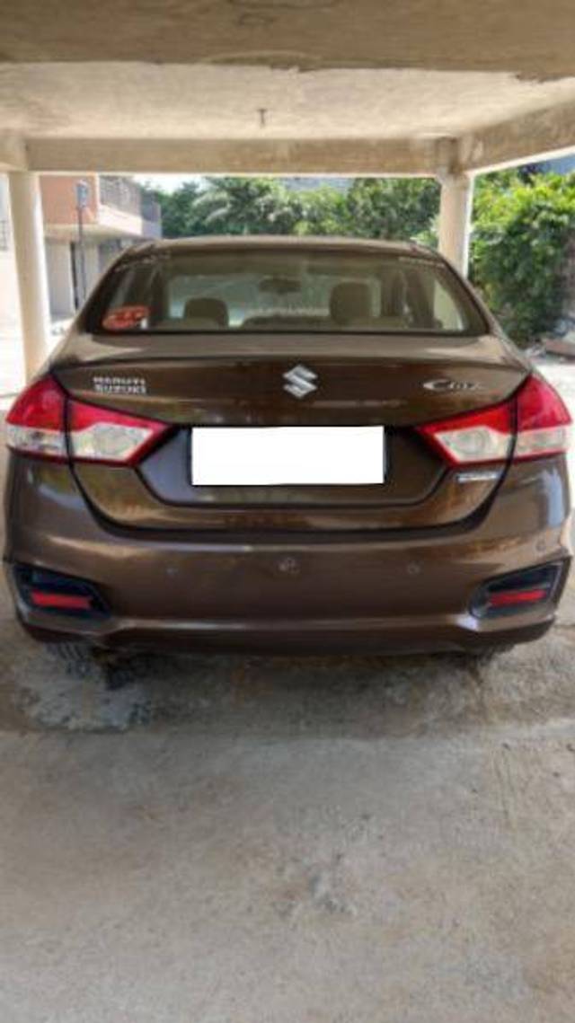 https://images10.gaadi.com/usedcar_image/4232134/original/e43e748d9a73bec1cb60880b2ab598c7.jpg?imwidth=6401