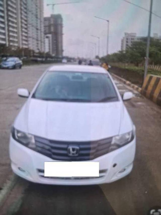 https://images10.gaadi.com/usedcar_image/4232135/original/05f0940f58defe566fc9c4dfd70e9b10.jpg?imwidth=6400