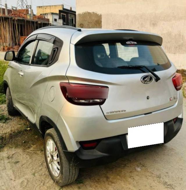 https://images10.gaadi.com/usedcar_image/4232176/original/processed_6763196f-340e-4524-8717-f772f79f22f5.jpg?imwidth=6401