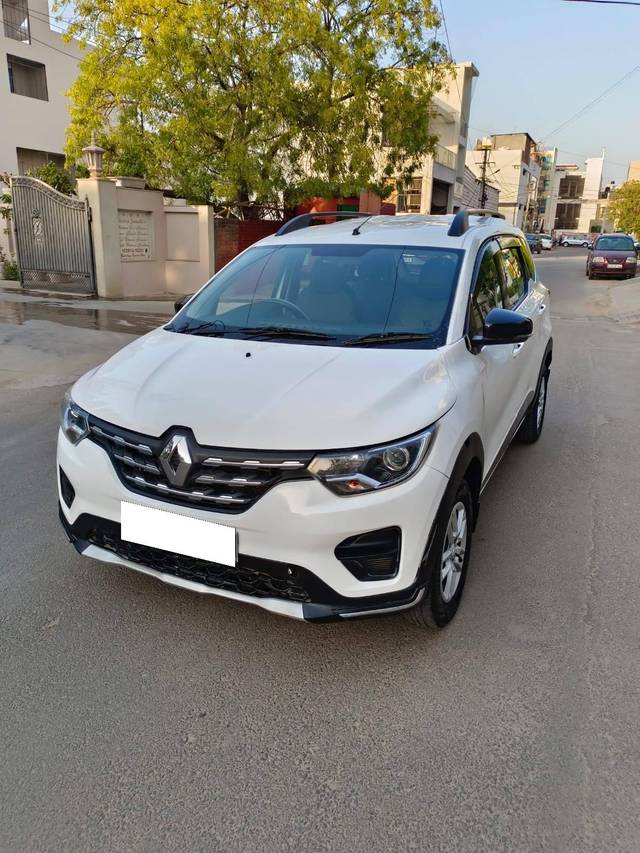 https://images10.gaadi.com/usedcar_image/4232182/original/processed_20885e764b074911dde46543d4e5292f.jpg?imwidth=6402