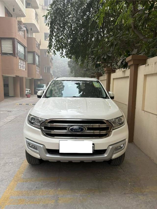 https://images10.gaadi.com/usedcar_image/4232193/original/processed_3cea78a3f70228b01e97534acb22092e.jpg?imwidth=6400