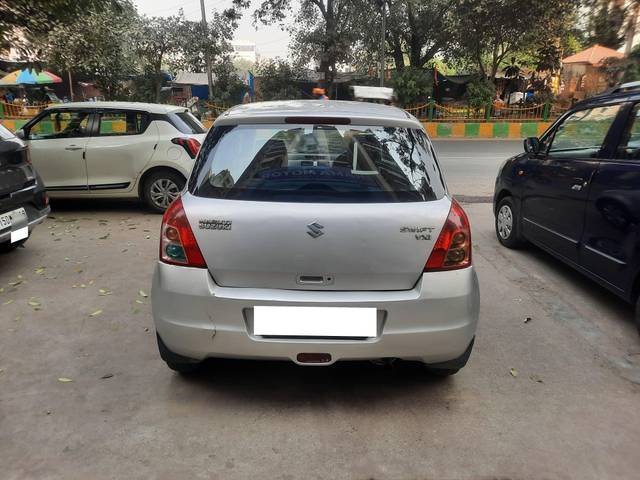 https://images10.gaadi.com/usedcar_image/4232198/original/processed_374de89d67492959c6d9ba480e3b2419.jpg?imwidth=6401