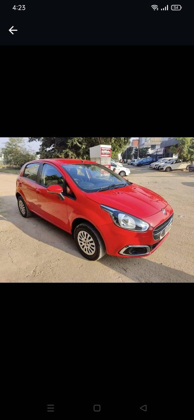 https://images10.gaadi.com/usedcar_image/4232262/original/processed_a4d536446dde65d08e6a926576c9fd6e.jpg?imwidth=6400