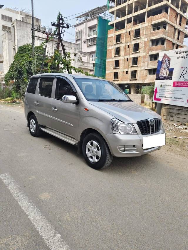 https://images10.gaadi.com/usedcar_image/4232353/original/processed_6aa463dedd4608e6a840bf3d4e44d5e4.jpg?imwidth=6400