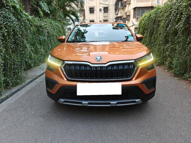 https://images10.gaadi.com/usedcar_image/4232416/original/processed_4e83d6b8b11632fd8c268c086df4454e.jpeg?imwidth=6400