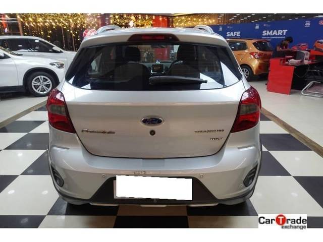 https://images10.gaadi.com/usedcar_image/4232560/original/processed_810356ae474021518feaa1635427f167.jpg?imwidth=6402