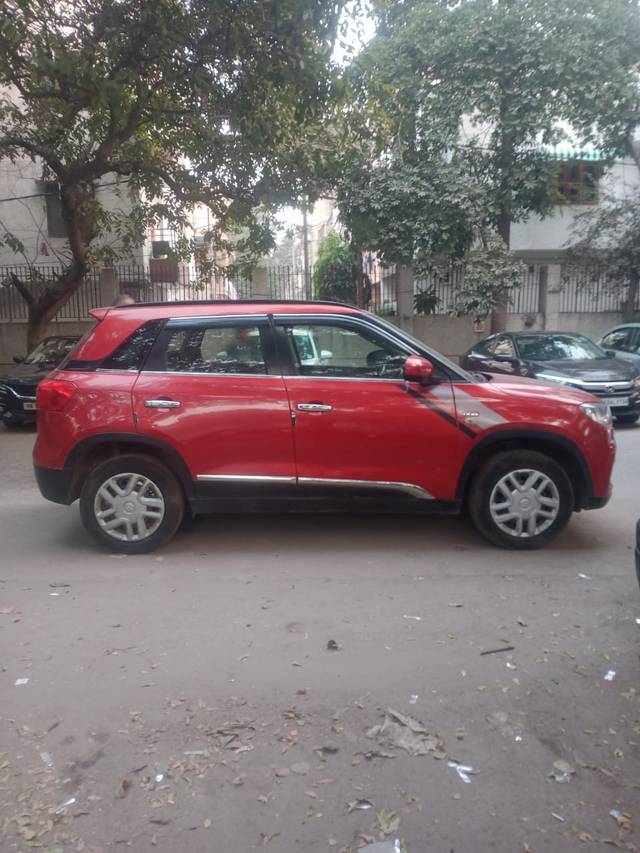 https://images10.gaadi.com/usedcar_image/4232572/original/824bba22ffffe86cd62107f04949711c.jpg?imwidth=6401