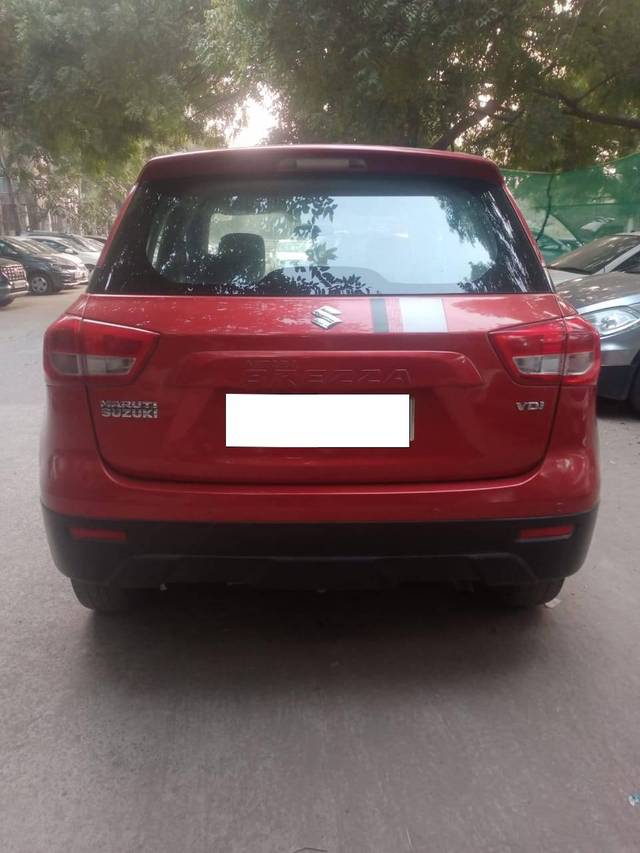 https://images10.gaadi.com/usedcar_image/4232572/original/processed_d37f4807d9790d378f5890b8d1855fab.jpg?imwidth=6402