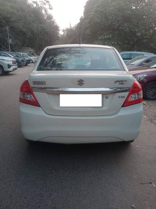 https://images10.gaadi.com/usedcar_image/4232583/original/processed_44f39563dfd805801fb69c5a962bbb5e.jpg?imwidth=6402