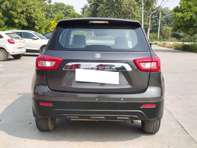 https://images10.gaadi.com/usedcar_image/4232632/original/processed_bebba168b59354ceb9ff6018ef207f83.jpg?imwidth=6402