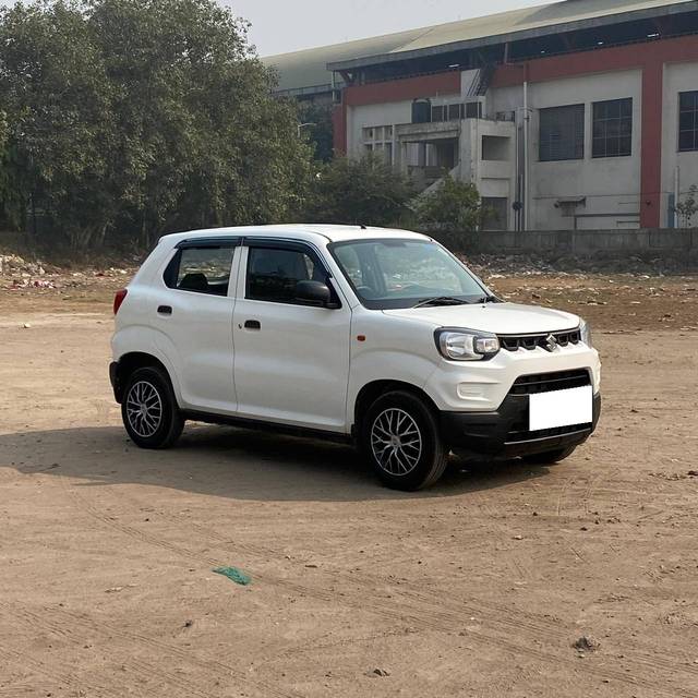 https://images10.gaadi.com/usedcar_image/4232710/original/processed_d6e428bdd709b0f891d925ceffae977e.jpg?imwidth=6400