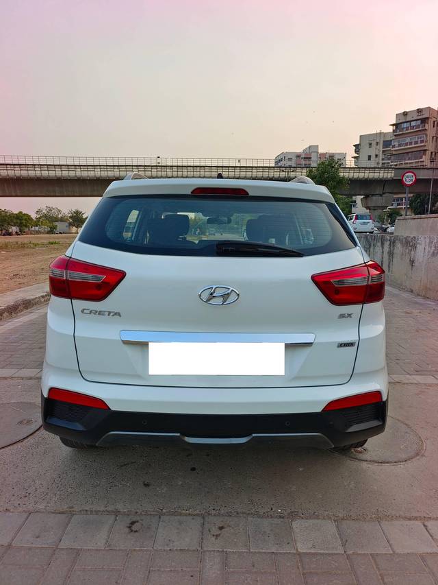 https://images10.gaadi.com/usedcar_image/4232803/original/processed_af79128797fa314a072addfbf995db6b.jpg?imwidth=6402