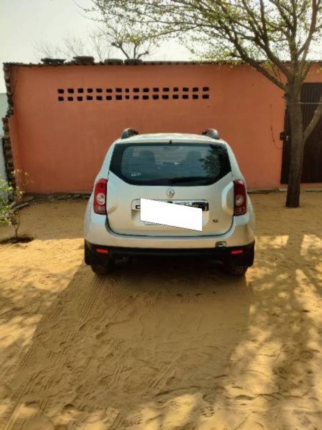 https://images10.gaadi.com/usedcar_image/4232816/original/processed_b1e784a0-6564-448b-a8e4-842f383a9607.jpg?imwidth=6402