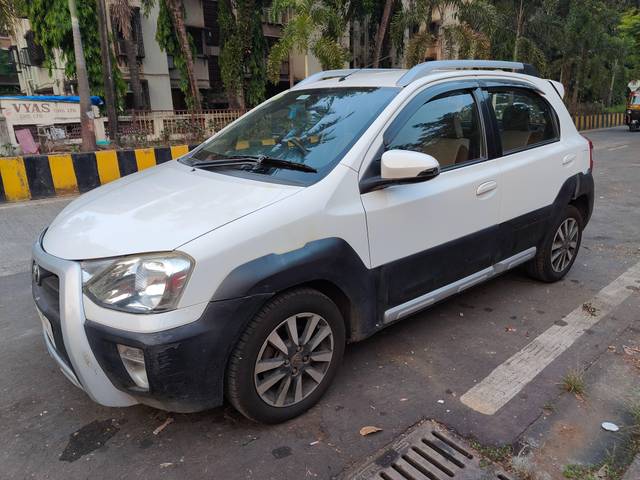 https://images10.gaadi.com/usedcar_image/4233062/original/processed_ba5b473c6988c38e2298ebb7ca2b7214.jpg?imwidth=6400