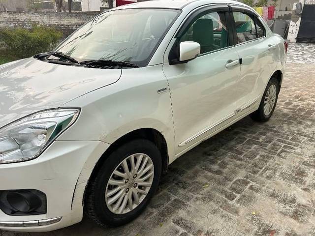 https://images10.gaadi.com/usedcar_image/4233087/original/processed_1329e723-04f9-4b3e-9d33-681b96fd8fc1.jpg?imwidth=6402