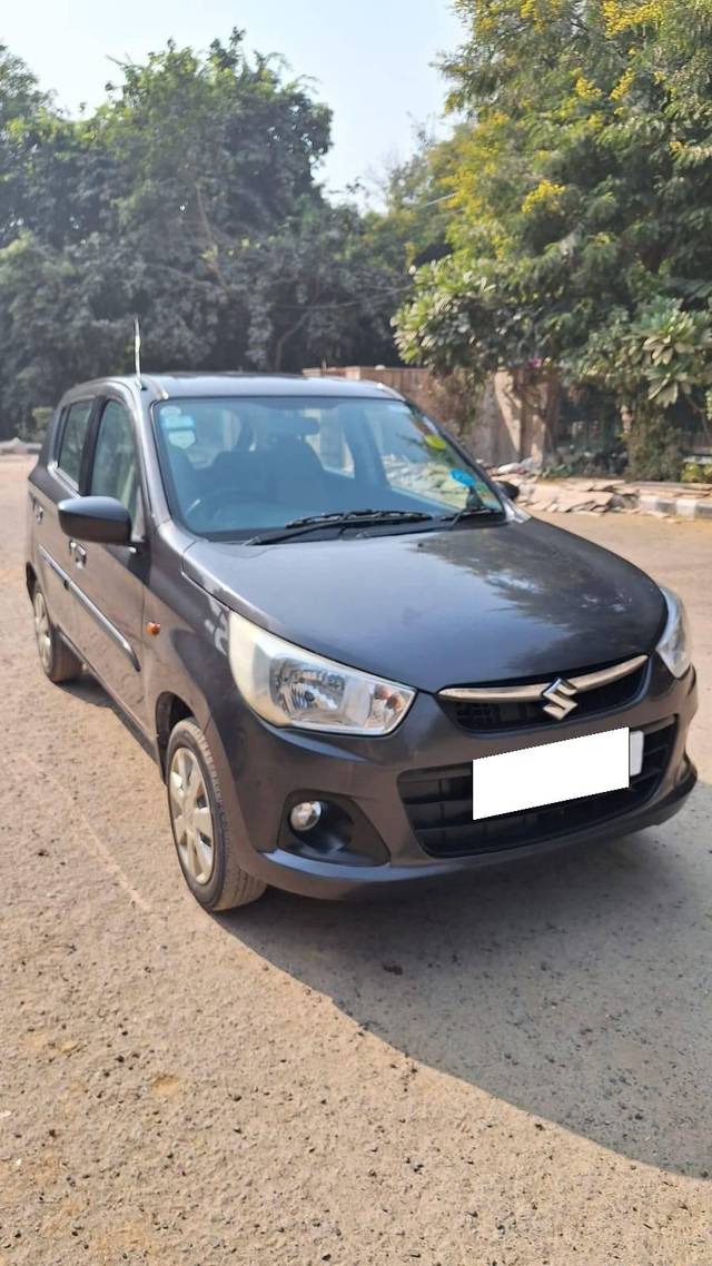 https://images10.gaadi.com/usedcar_image/4233132/original/processed_e83bef61fd0710cf280f747ebb06b3c1.jpg?imwidth=6400