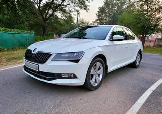 Skoda Superb 2016-2020 Skoda Superb Style 1.8 TSI AT