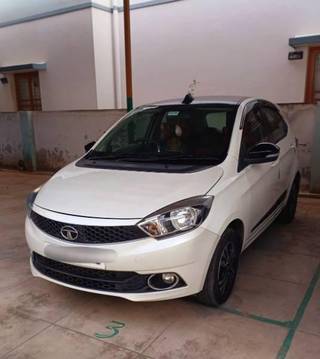 Tata Tiago 2015-2019 Tata Tiago 1.05 Revotorq XZ