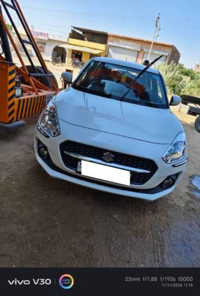 https://images10.gaadi.com/usedcar_image/4233257/original/processed_d49576aa-3cde-4fbf-a5ca-2928115942d9.jpg?imwidth=6400