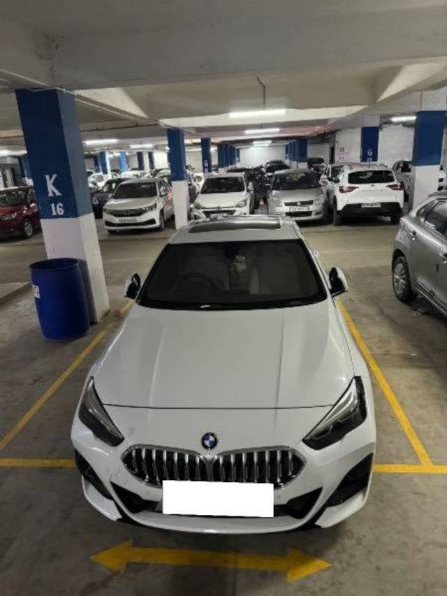 https://images10.gaadi.com/usedcar_image/4233301/original/processed_2d7eddfa-2d99-4578-ada1-bed29a3a62c9.jpg?imwidth=6400