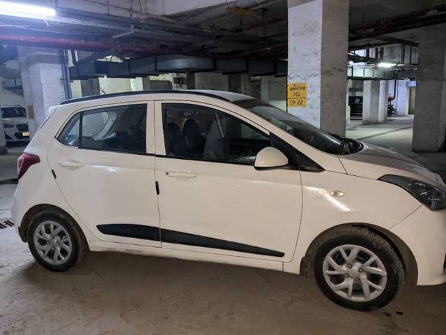 https://images10.gaadi.com/usedcar_image/4233336/original/14a3ab5fa3c9d0d90924941ba88a665e.jpg?imwidth=6401